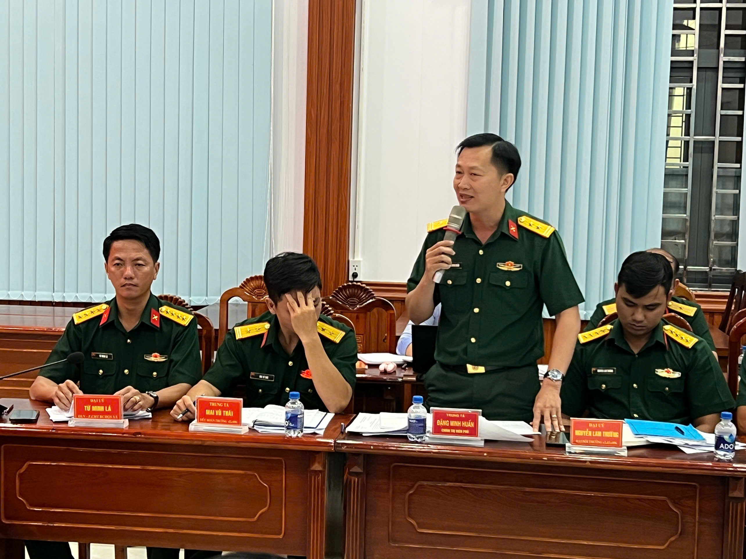 Anh-tin-bai