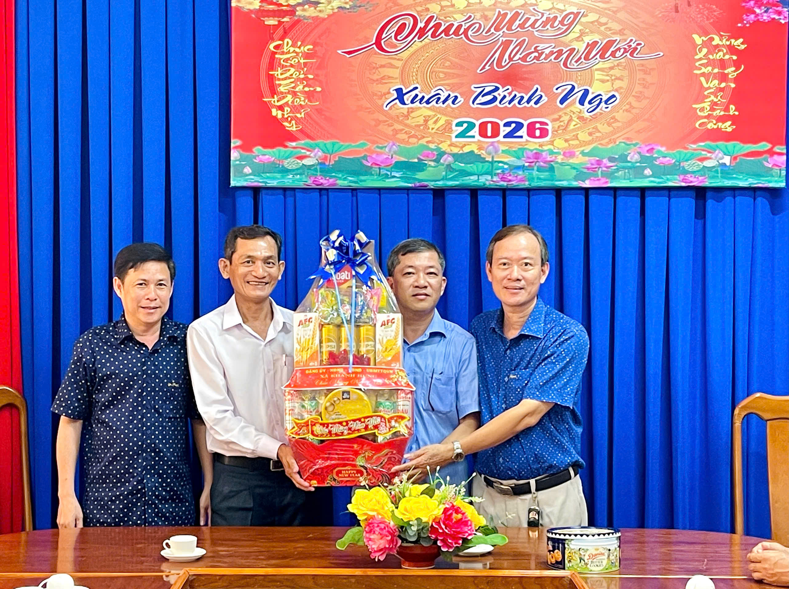 Anh-tin-bai