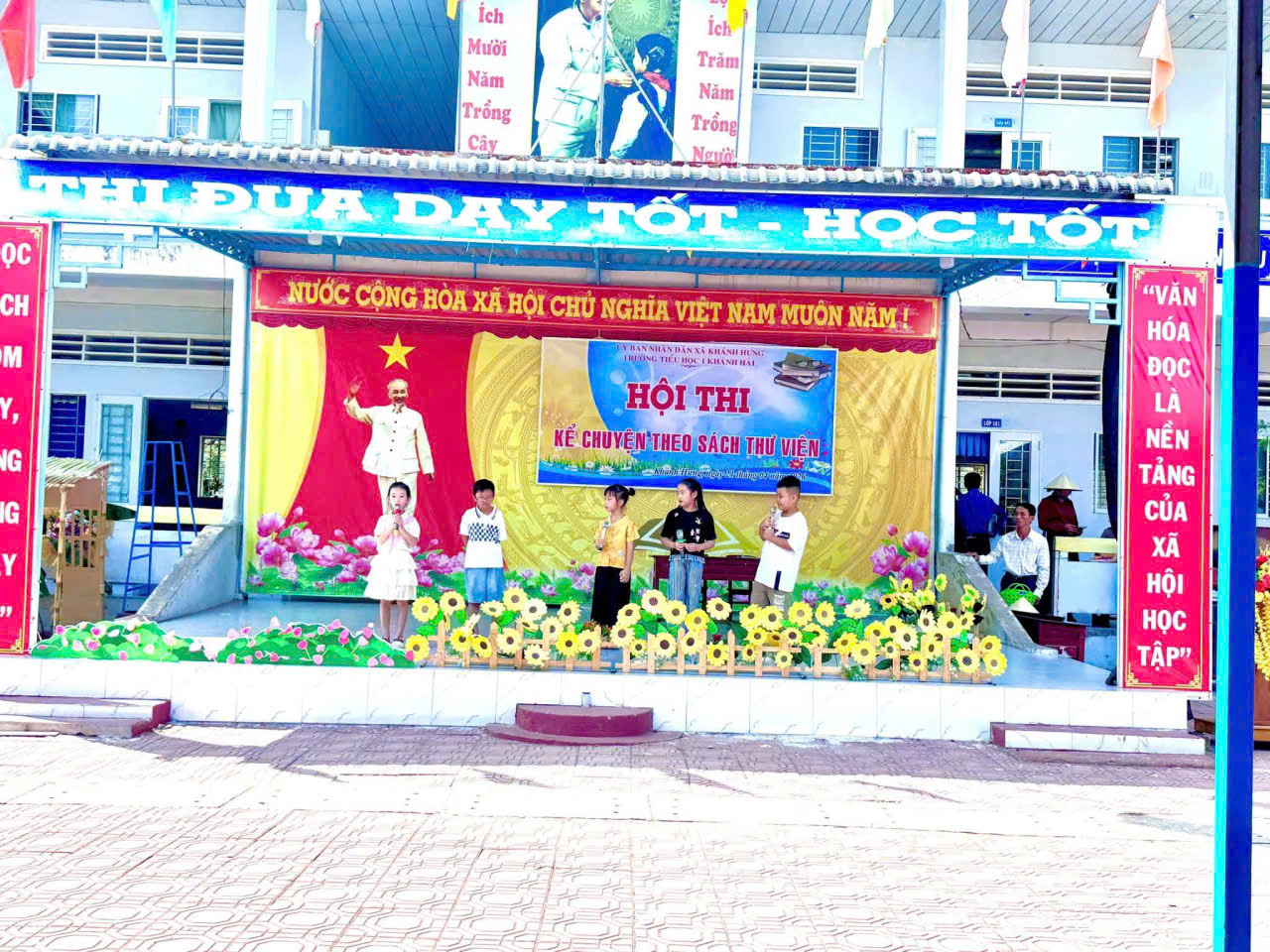 Anh-tin-bai