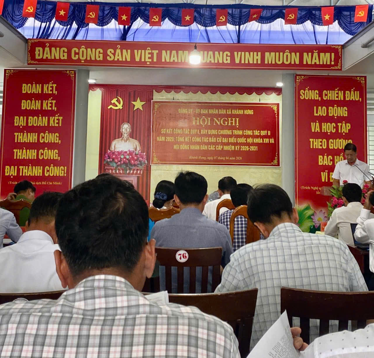 ĐẢNG ỦY - UBND XÃ KHÁNH HƯNG ĐÃ TỔ CHỨC HỘI NGHỊ SƠ KẾT CÔNG TÁC QUÝ I, XÂY DỰNG CHƯƠNG TRÌNH CÔNG TÁC QUÝ II NĂM 2026; TỔNG KẾT CÔNG TÁC BẦU CỬ ĐẠI BIỂU QUỐC HỘI KHÓA XVI VÀ HĐND CÁC CẤP NHIỆM KỲ 2026 -2031