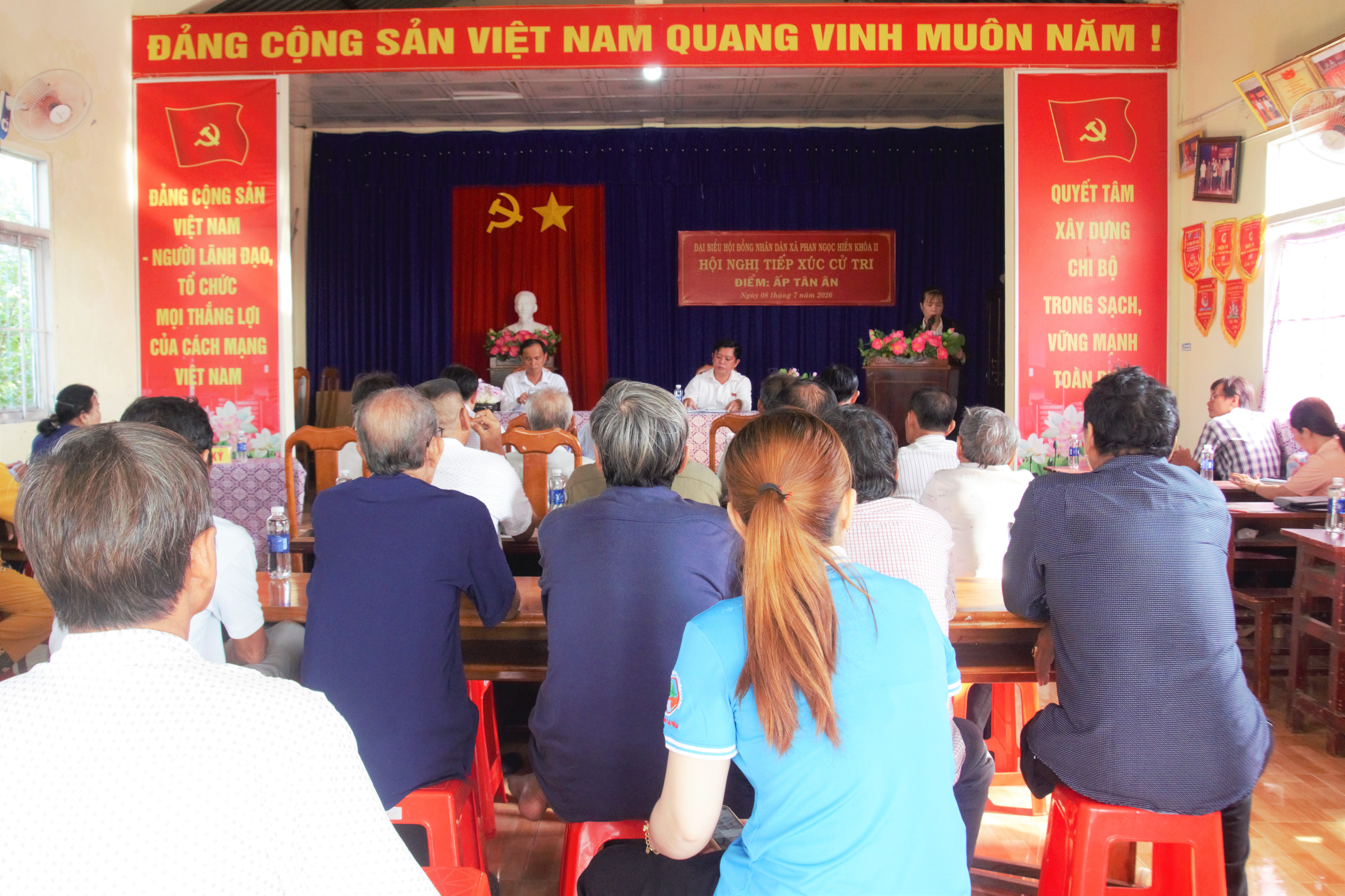 Tổ Đại biểu HĐND xã Phan Ngọc Hiển: Tiếp xúc cử tri ấp Tân Ân và Xẻo Lá