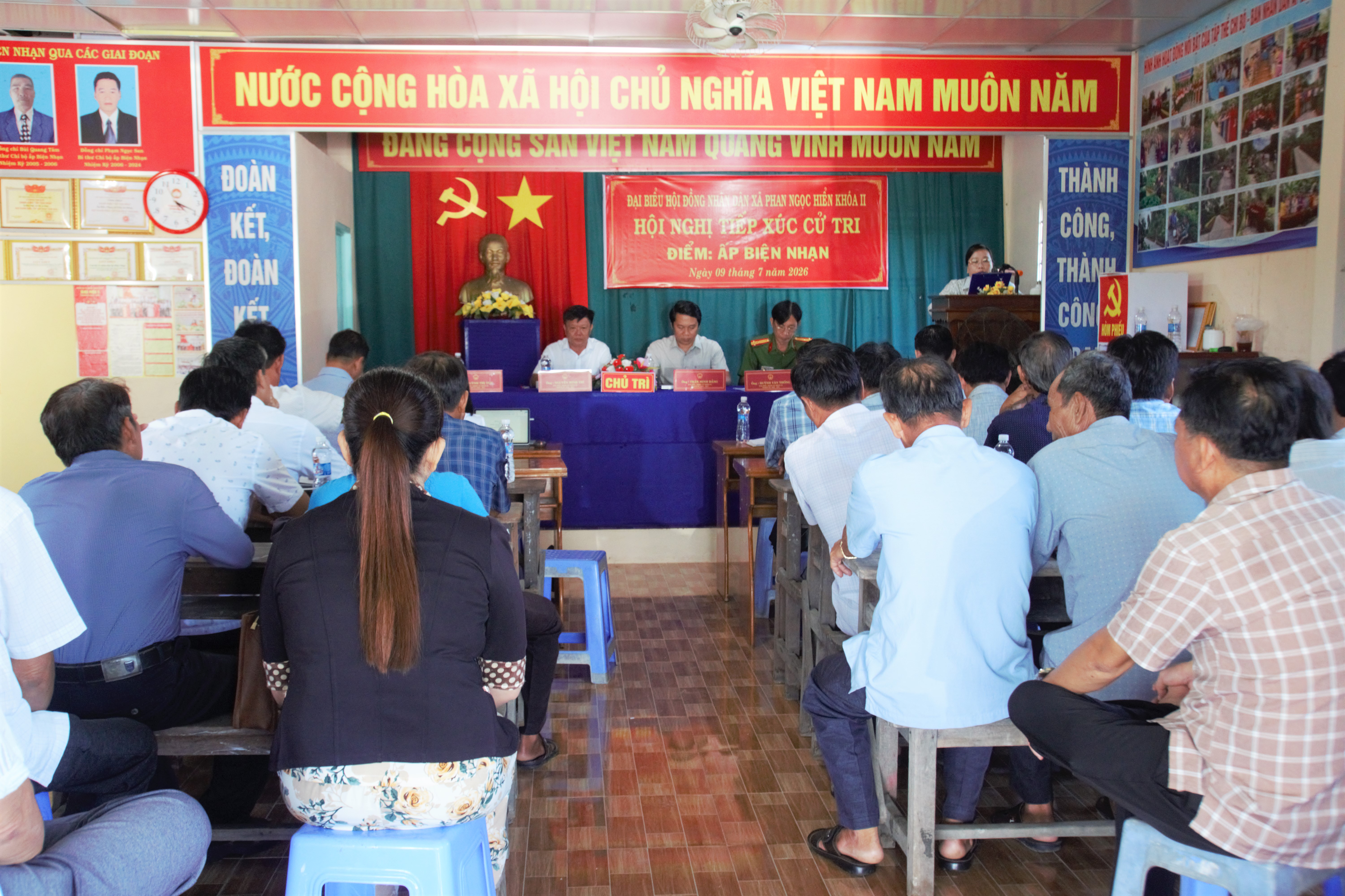 Tổ đại biểu HĐND xã Phan Ngọc Hiển: Tiếp xúc cử tri ấp Biên Nhạn