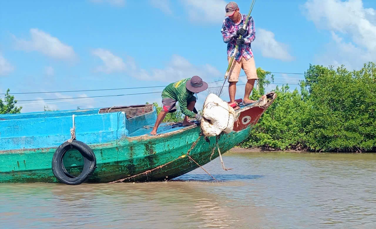 Xã Phan Ngọc Hiển: Thực hiện đợt cao điểm triển khai Chỉ thị số 01 của Tỉnh ủy