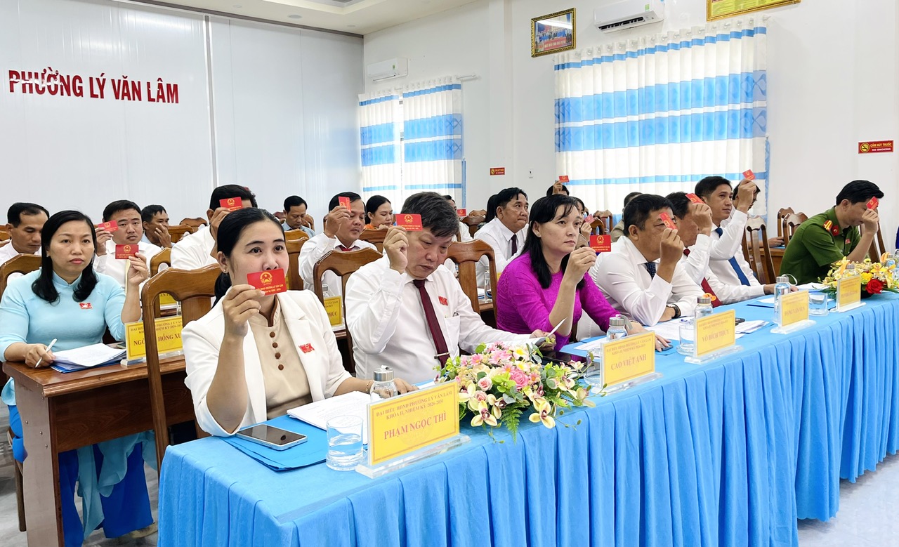 HĐND phường Lý Văn Lâm khóa II, nhiệm kỳ 2026 – 2031 tổ chức họp Chuyên đề