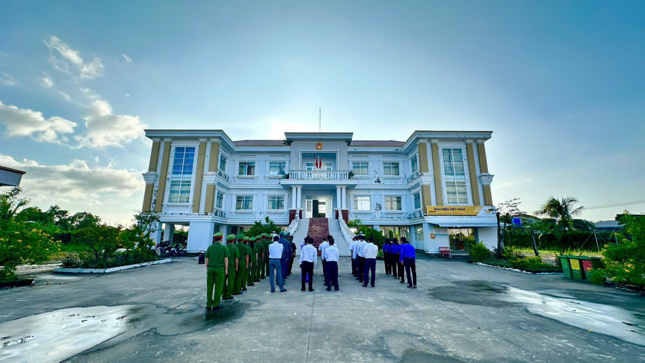 HƯNG MỸ SINH HOẠT CHÀO CỜ ĐẦU THÁNG 9