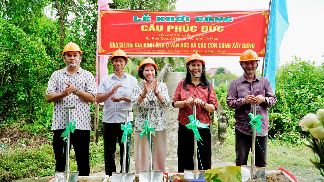 KHỞI CÔNG CẦU GIAO THÔNG NÔNG THÔN TẠI ẤP RAU DỪA