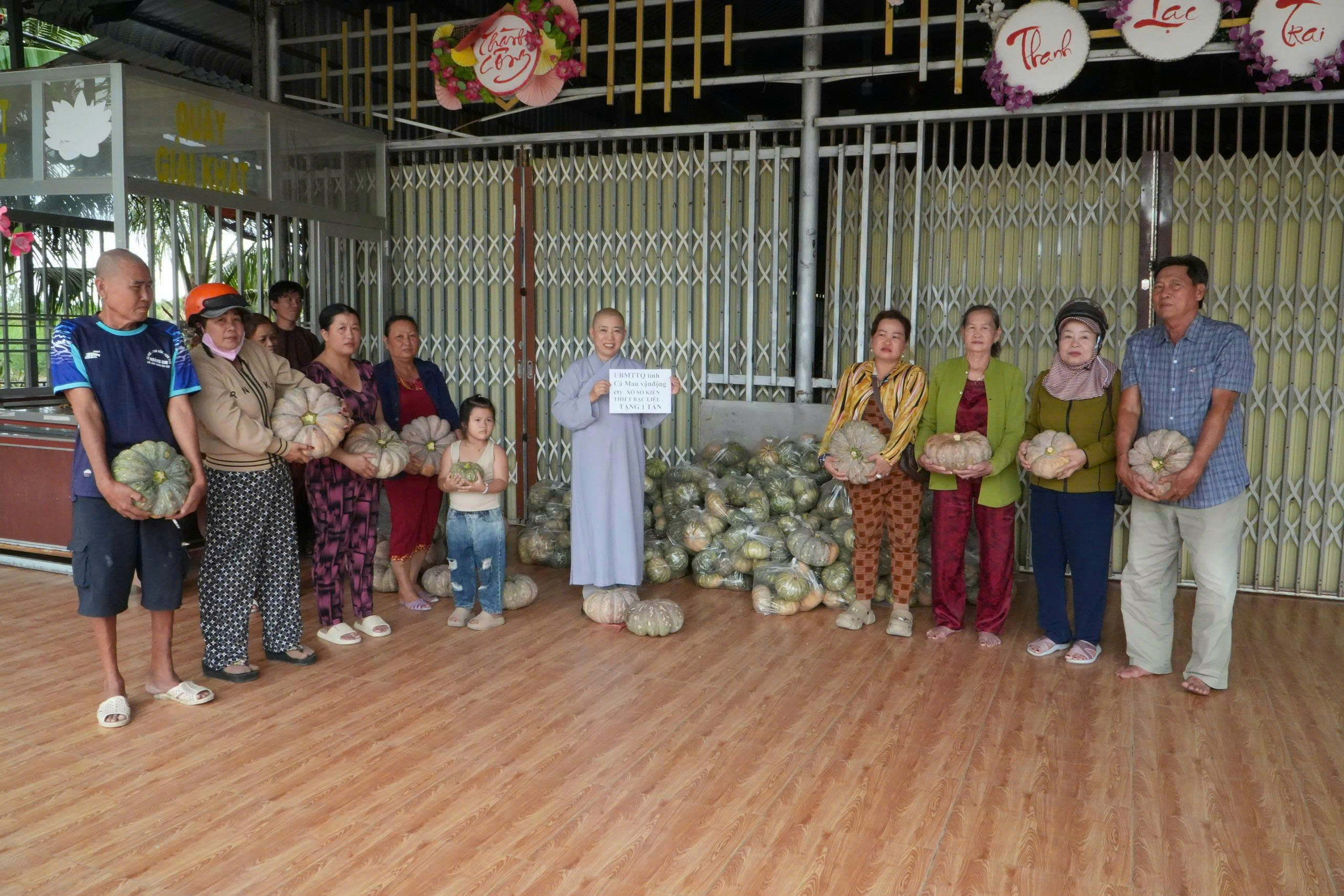 Anh-tin-bai