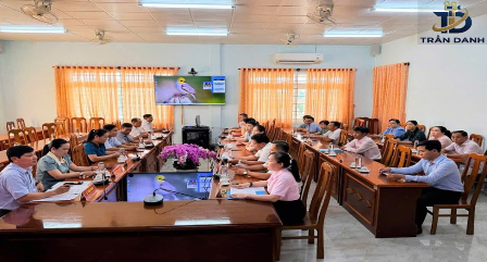 Đảng ủy xã Tạ An Khương công bố các Quyết định sắp xếp mô hình tổ chức Đảng trực thuộc