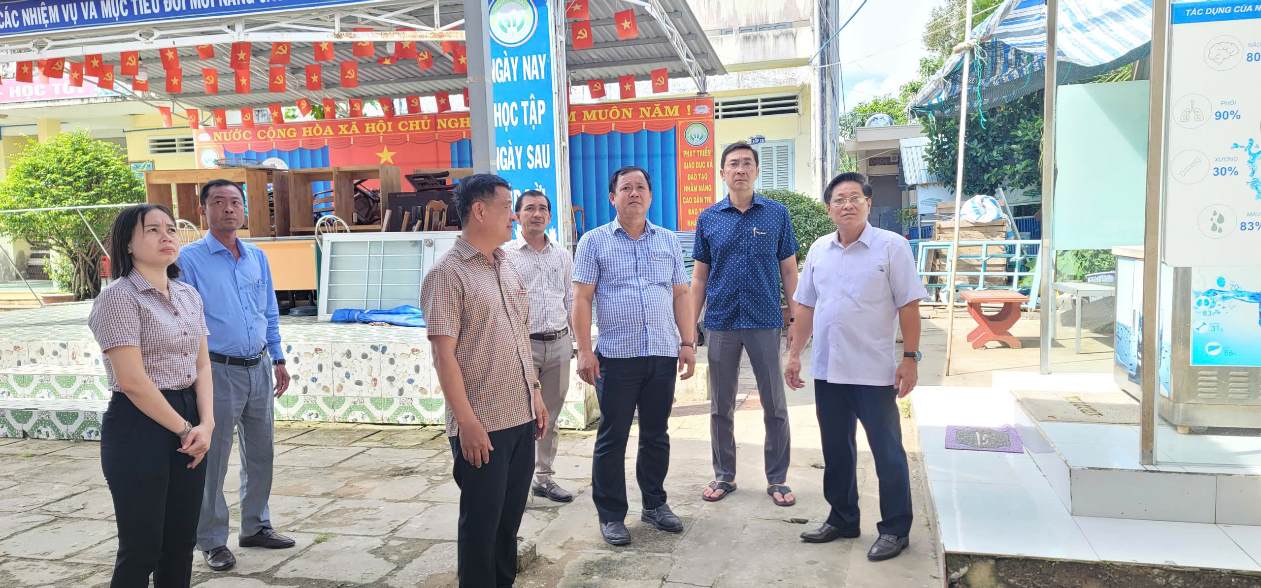 Anh-tin-bai