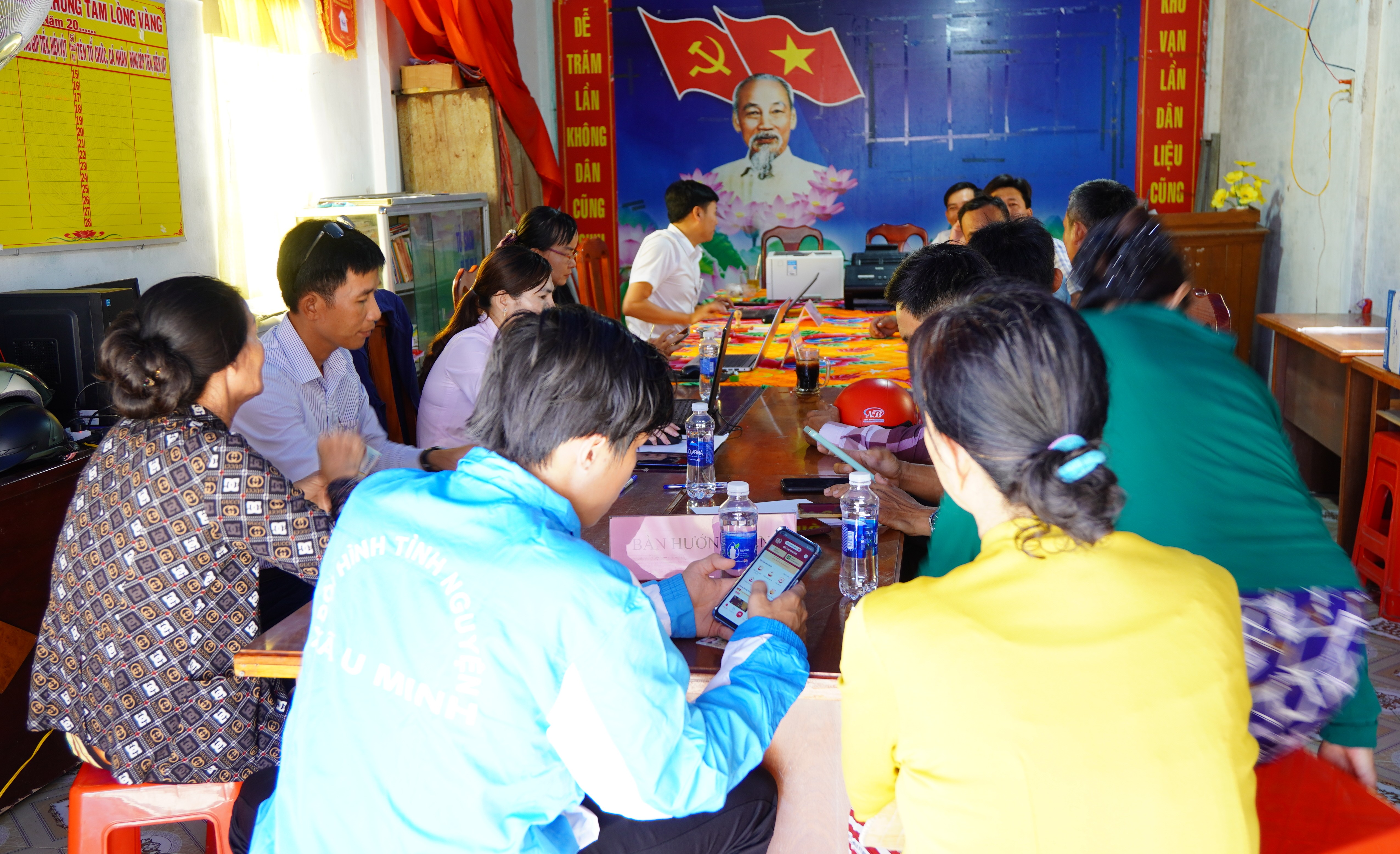 Anh-tin-bai