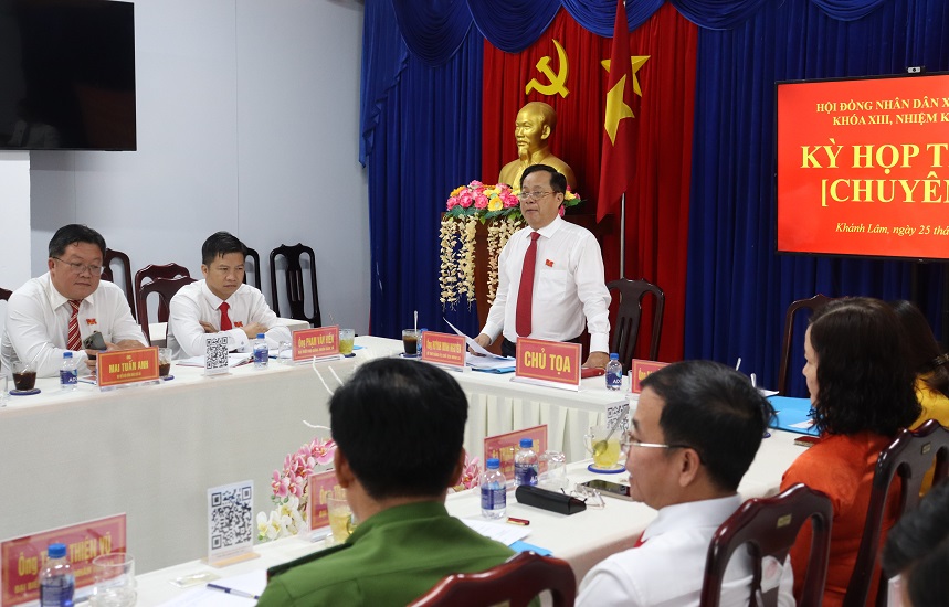 HĐND xã Khánh Lâm thông qua 6 nghị quyết, thành lập Phòng Tài chính