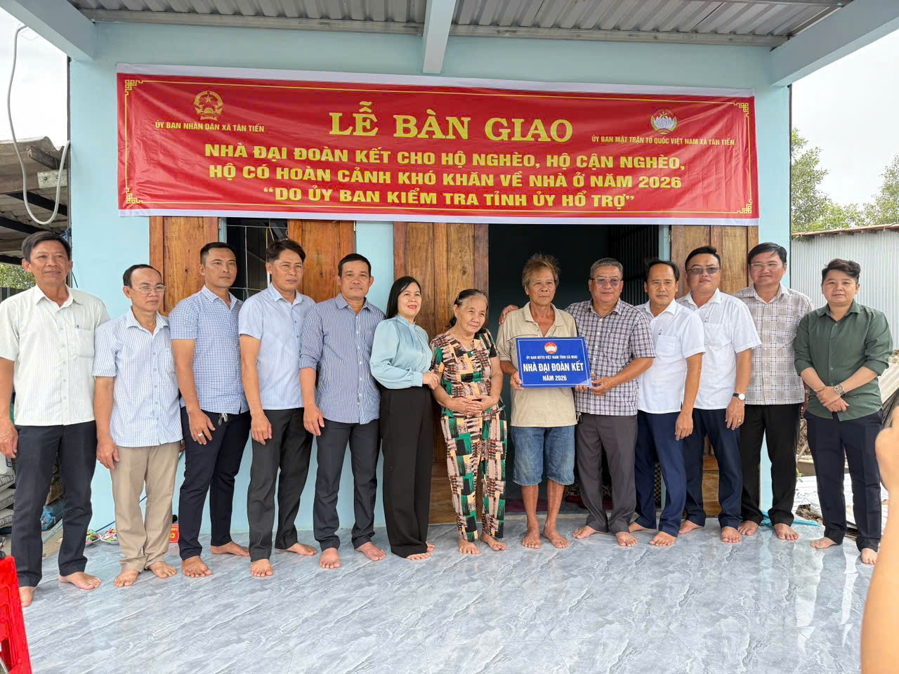 XÃ TÂN TIẾN TỔ CHỨC LỄ BÀN GIAO NHÀ “ĐẠI ĐOÀN KẾT” CHO HỘ CẬN NGHÈO TẠI ẤP TÂN LONG A