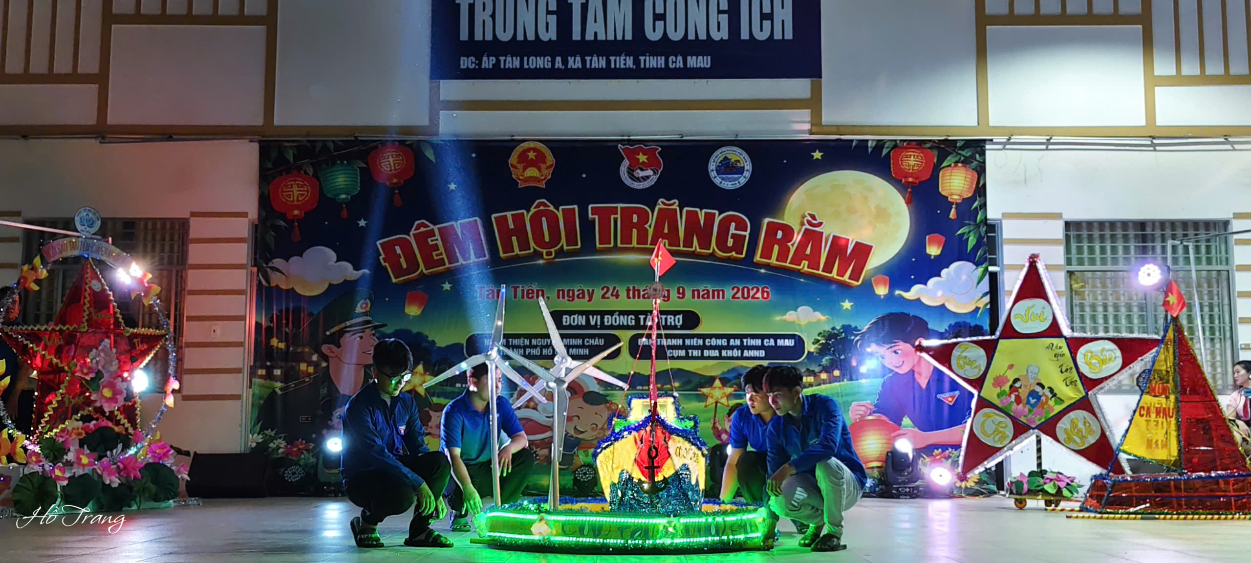 Anh-tin-bai