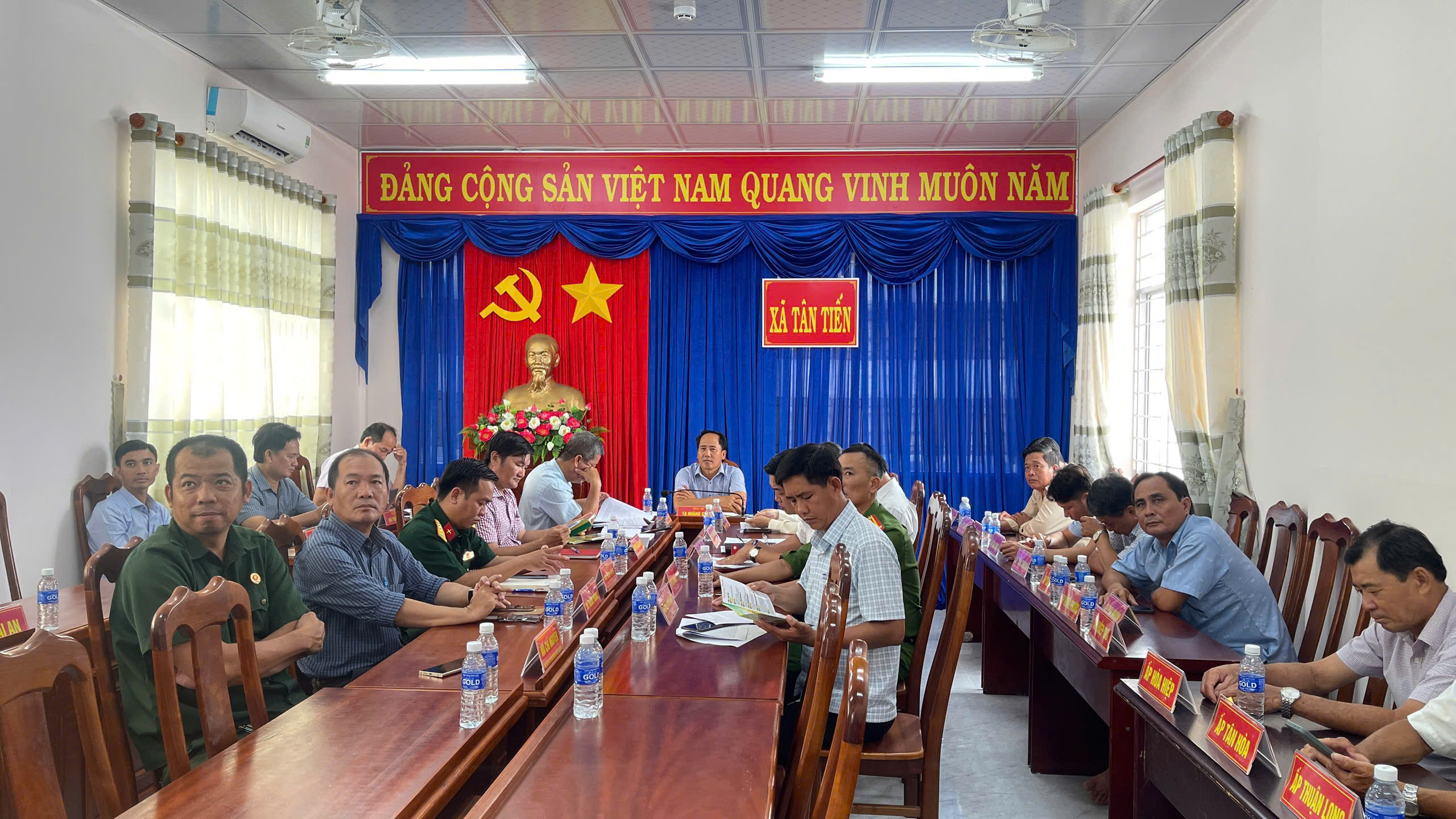 TRỰC TUYẾN HỘI NGHỊ SƠ KẾT 01 NĂM THỰC HIỆN SẮP XẾP ĐƠN VỊ HÀNH CHÍNH VÀ VẬN HÀNH MÔ HÌNH CHÍNH QUYỀN ĐỊA PHƯƠNG 02 CẤP