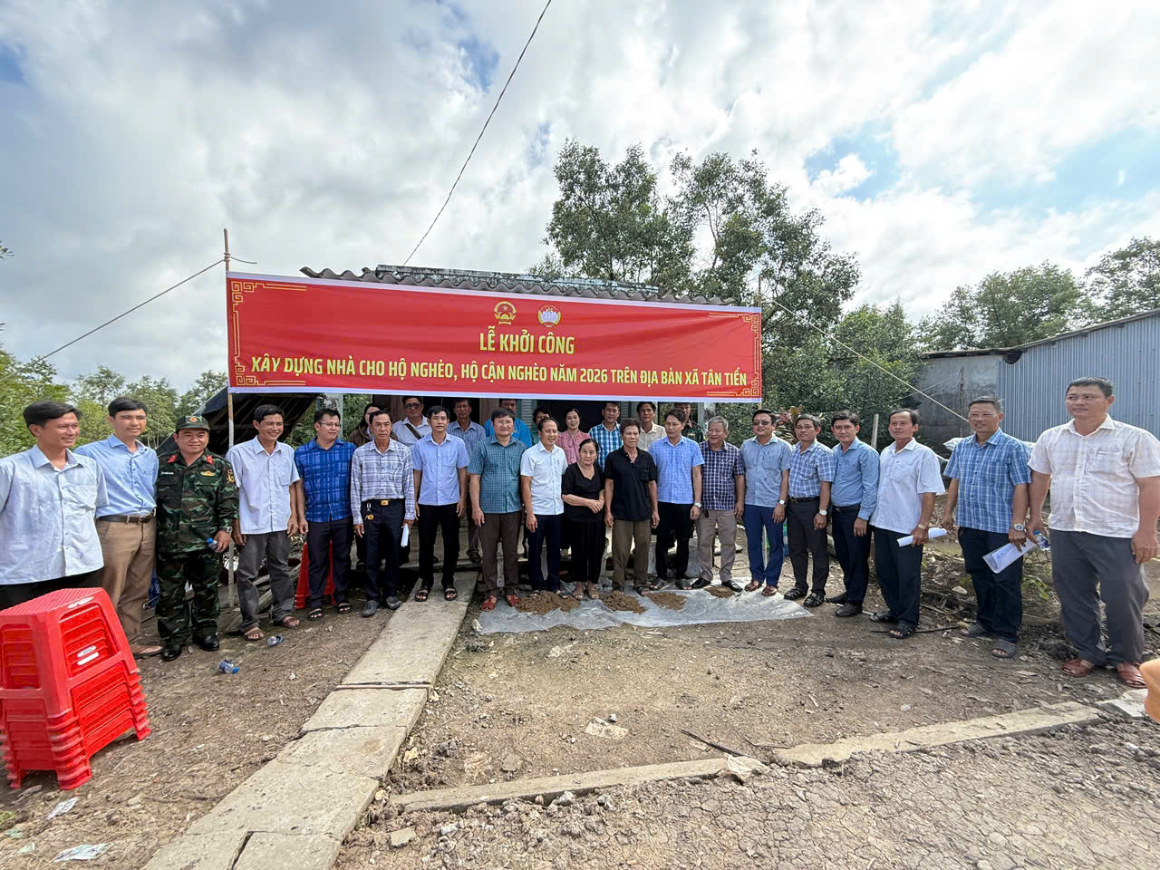 XÃ TÂN TIẾN TỔ CHỨC LỄ KHỞI CÔNG XÂY DỰNG NHÀ “ĐẠI ĐOÀN KẾT” CHO HỘ NGHÈO, HỘ CẬN NGHÈO NĂM 2026