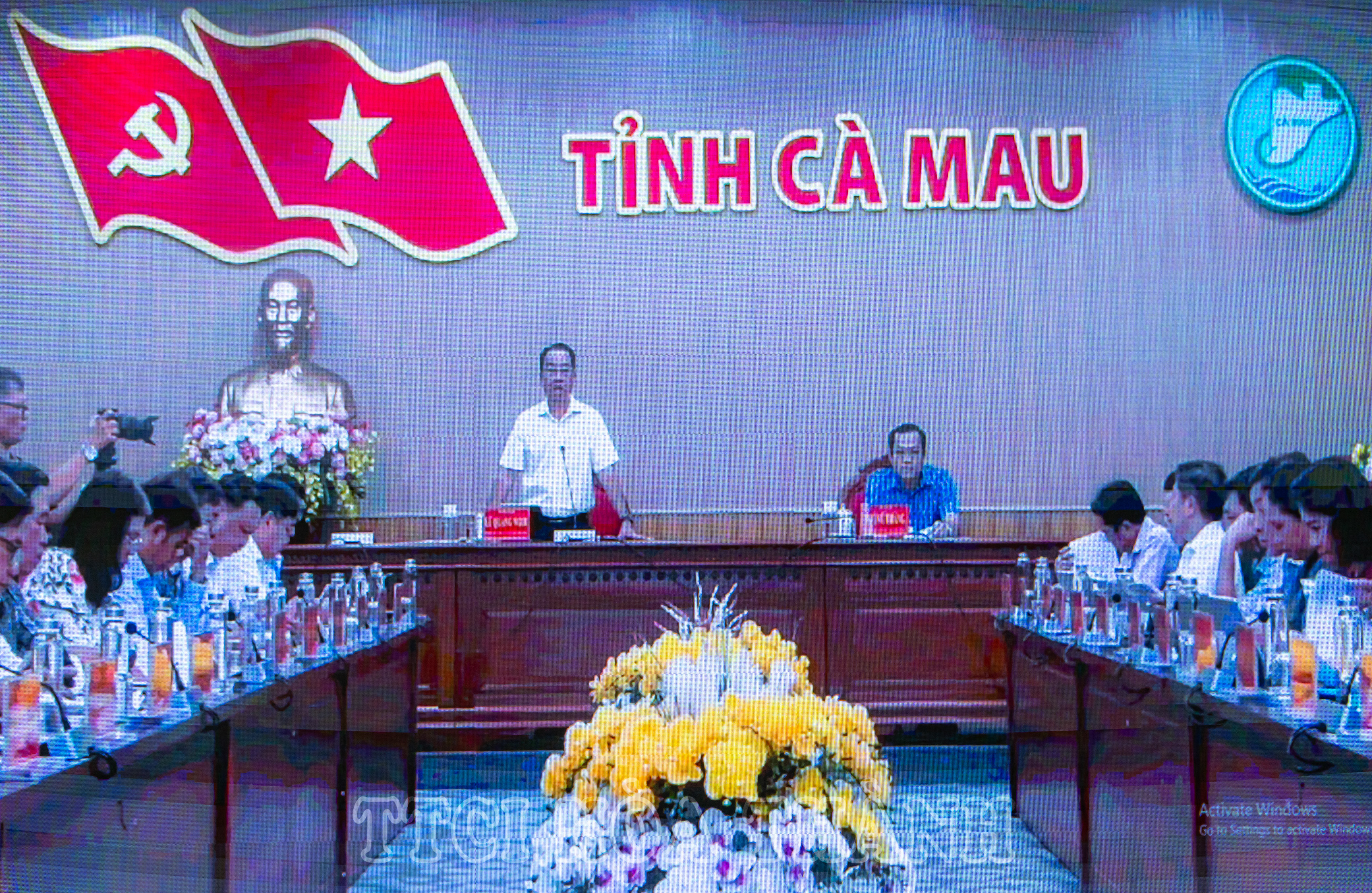 Anh-tin-bai