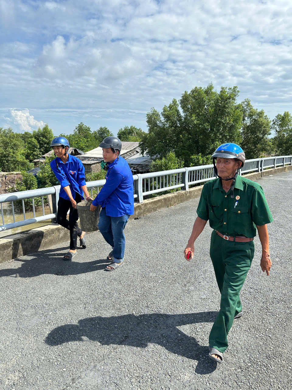 anh tin bai
