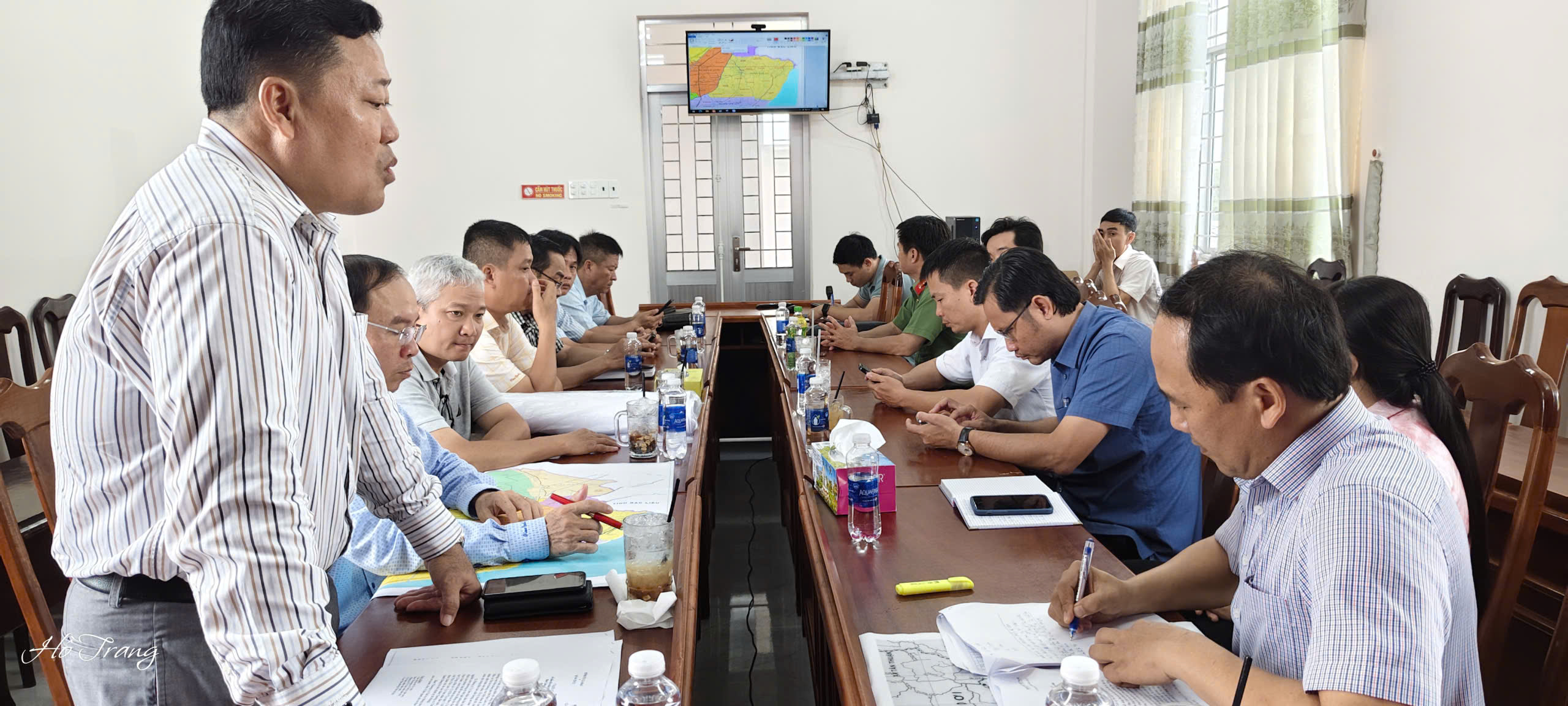 Khảo sát tuyến đường ven biển tại xã Tân Tiến