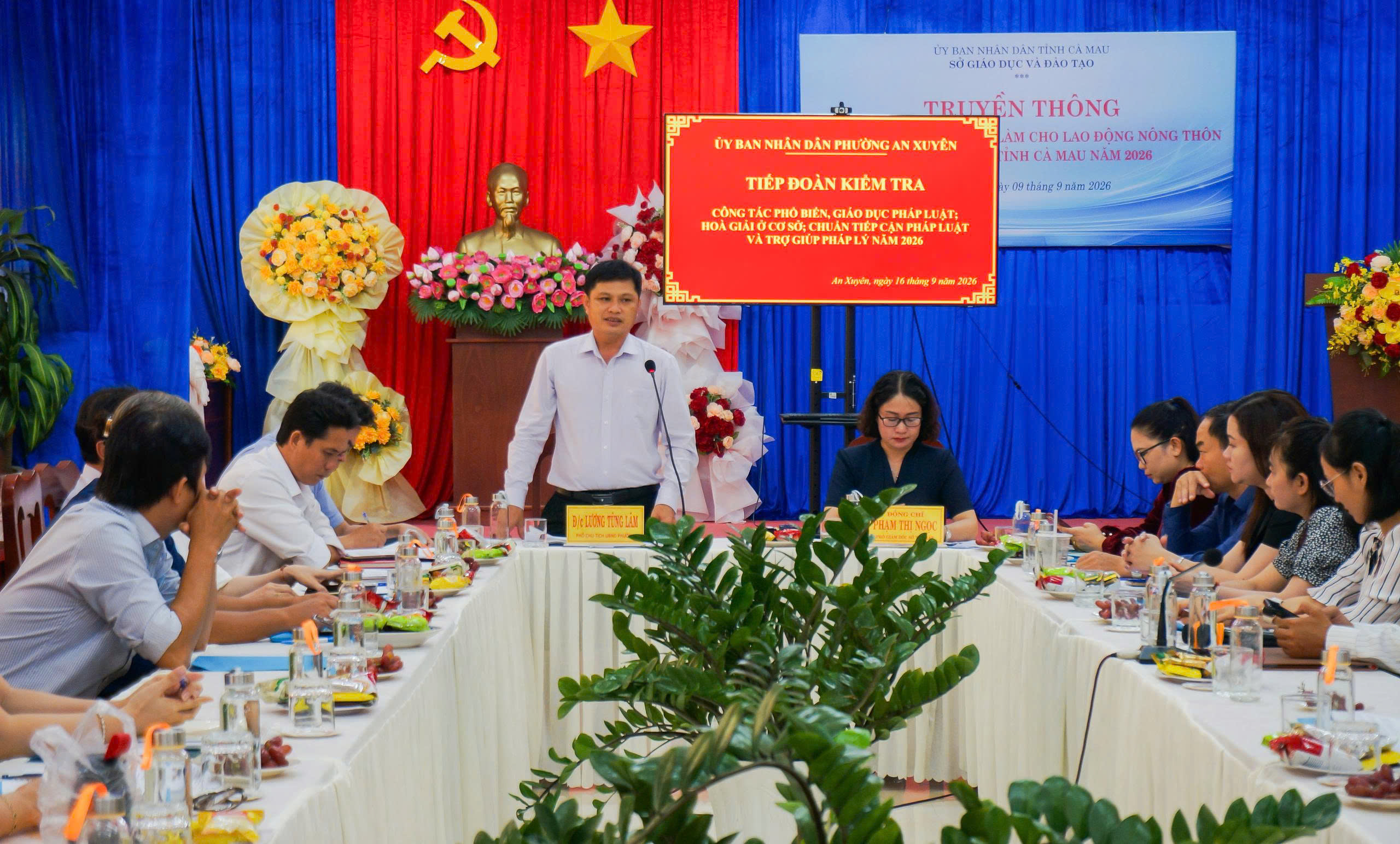Anh-tin-bai