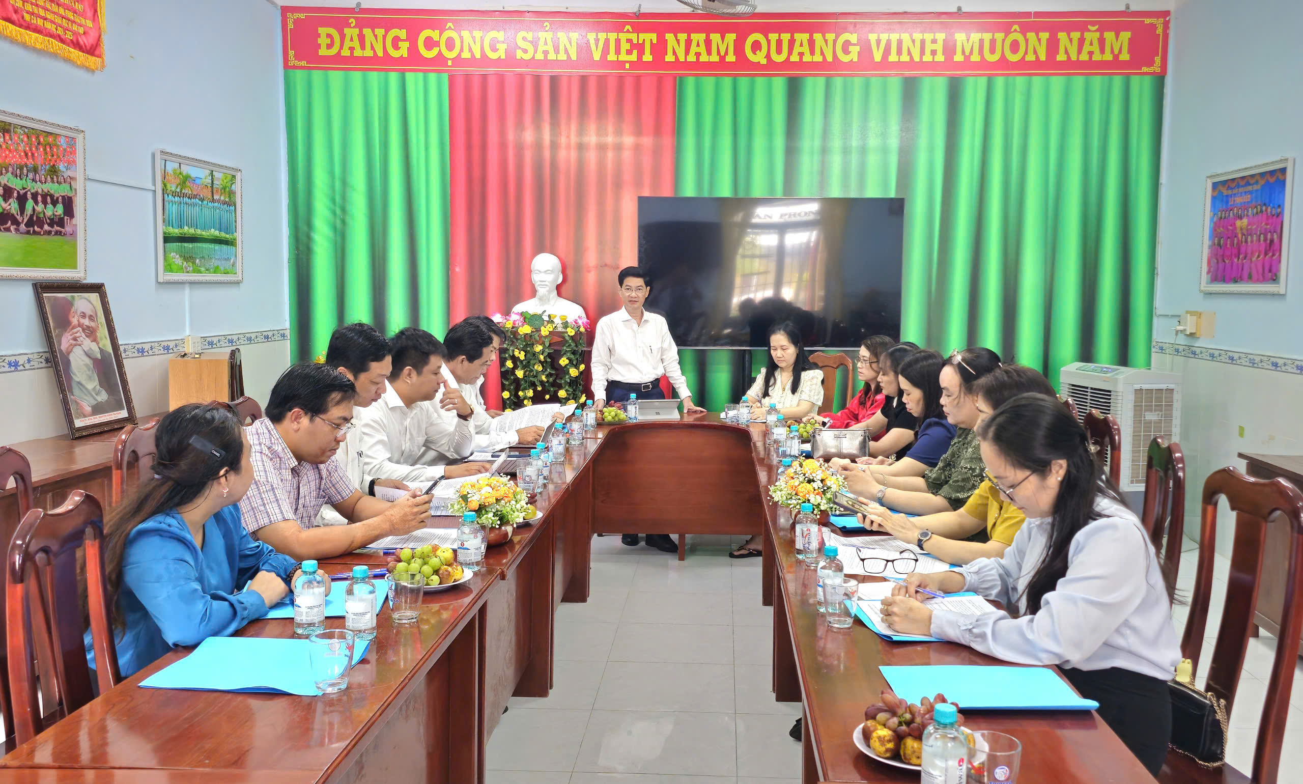 ĐẢNG ỦY PHƯỜNG TÂN THÀNH LÀM VIỆC VỚI TRƯỜNG MẦM NON TÂN THÀNH