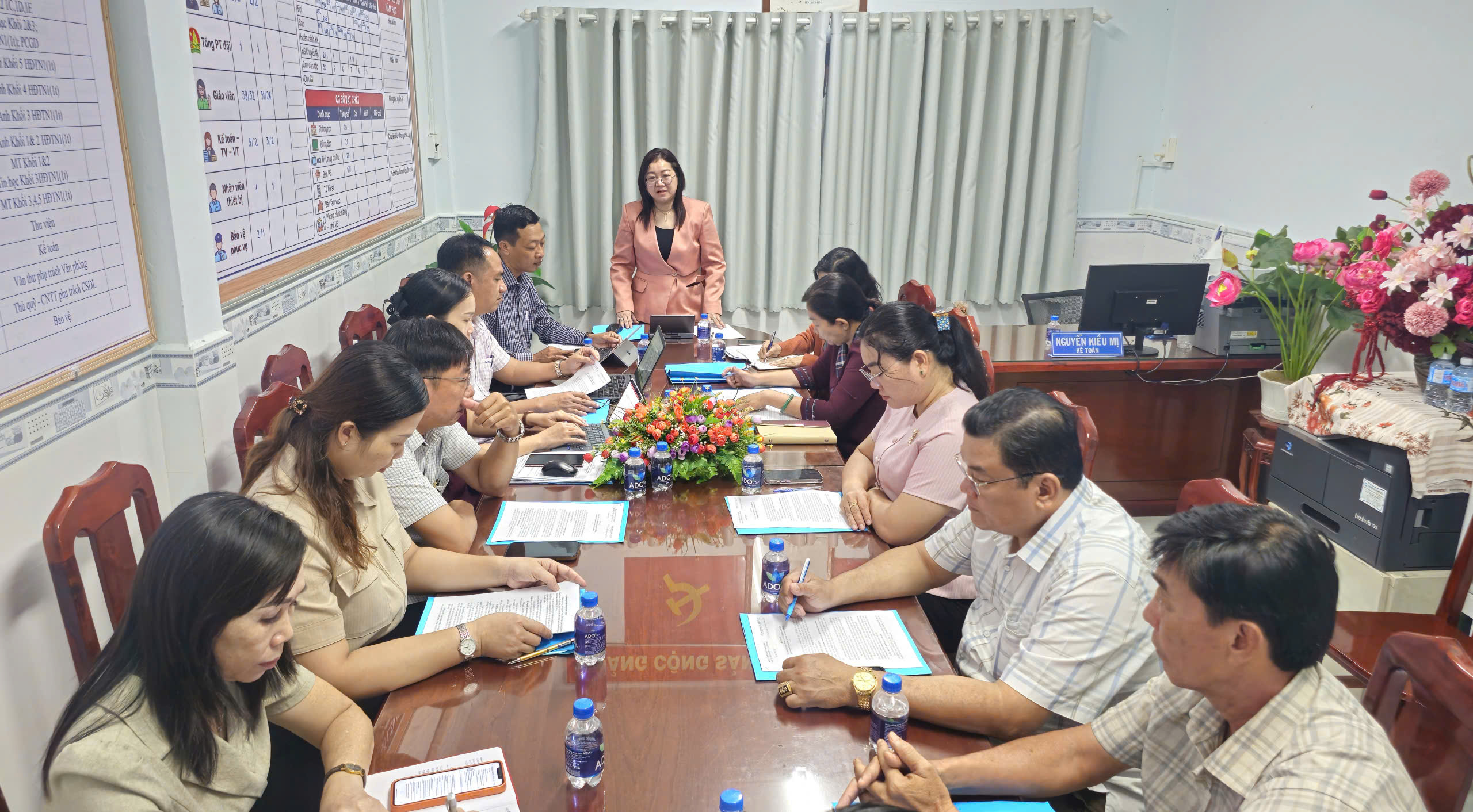 ĐẢNG ỦY PHƯỜNG TÂN THÀNH LÀM VIỆC VỚI TRƯỜNG TIỂU HỌC TÂN THÀNH