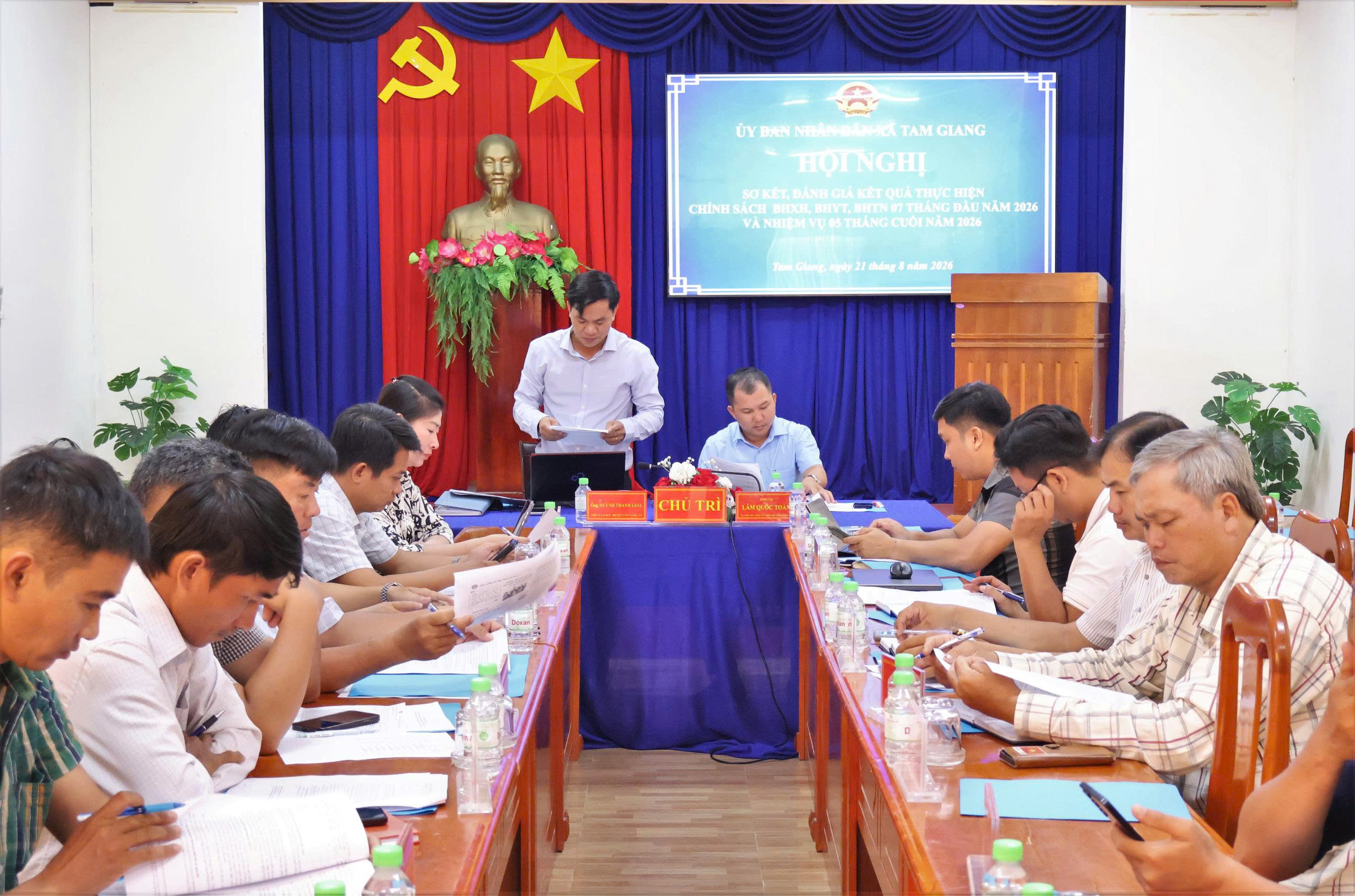 Anh-tin-bai