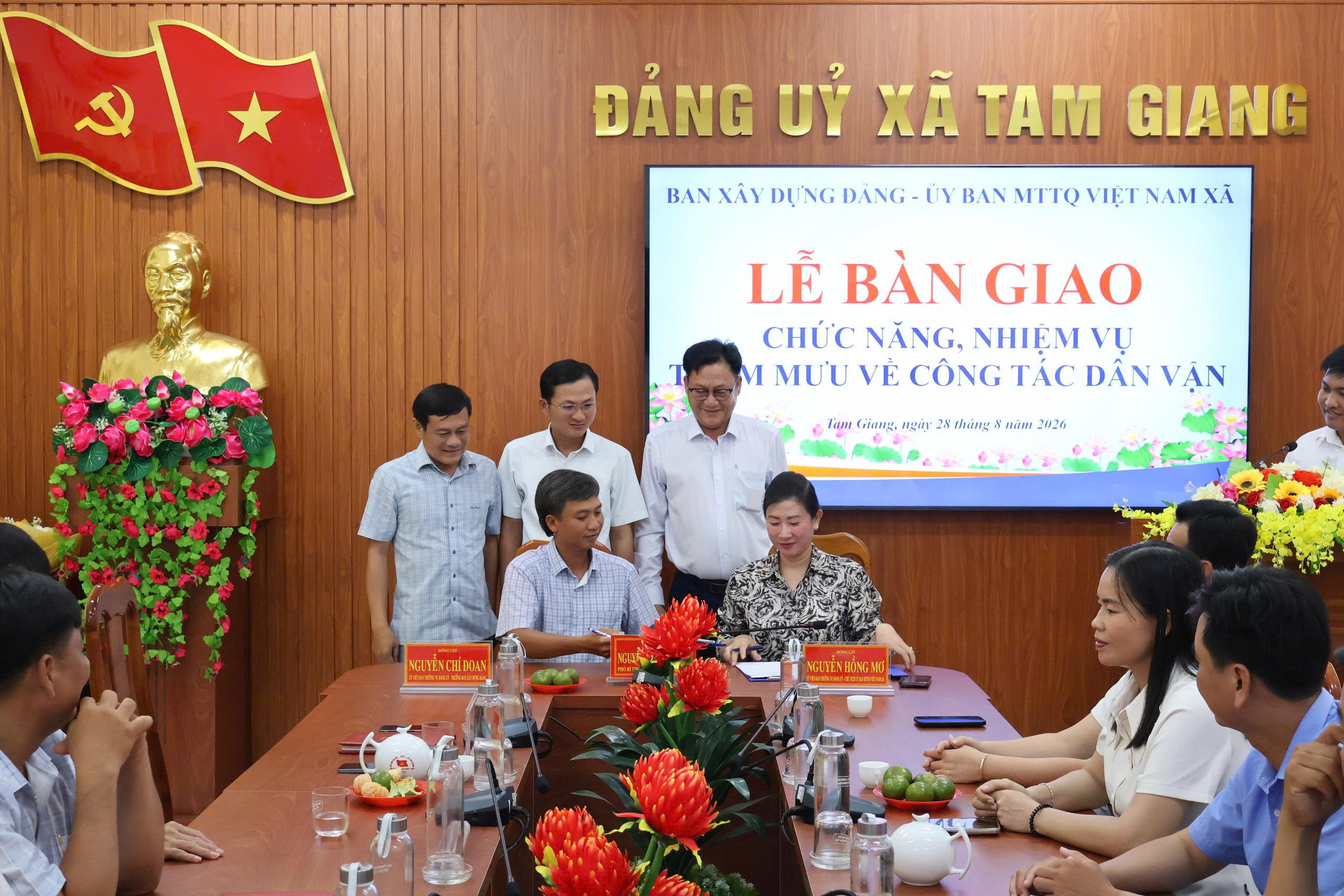 Anh-tin-bai
