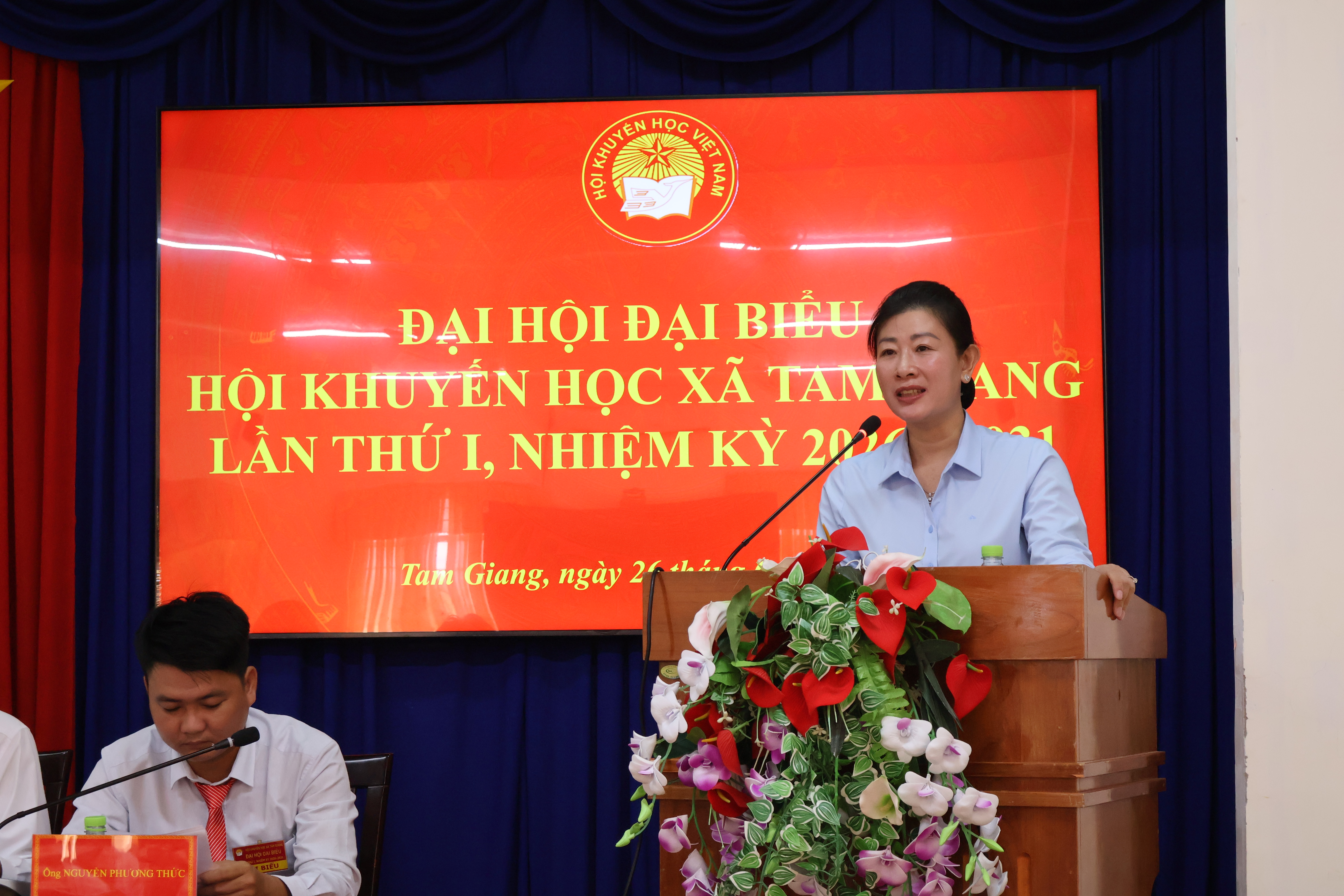 Anh-tin-bai