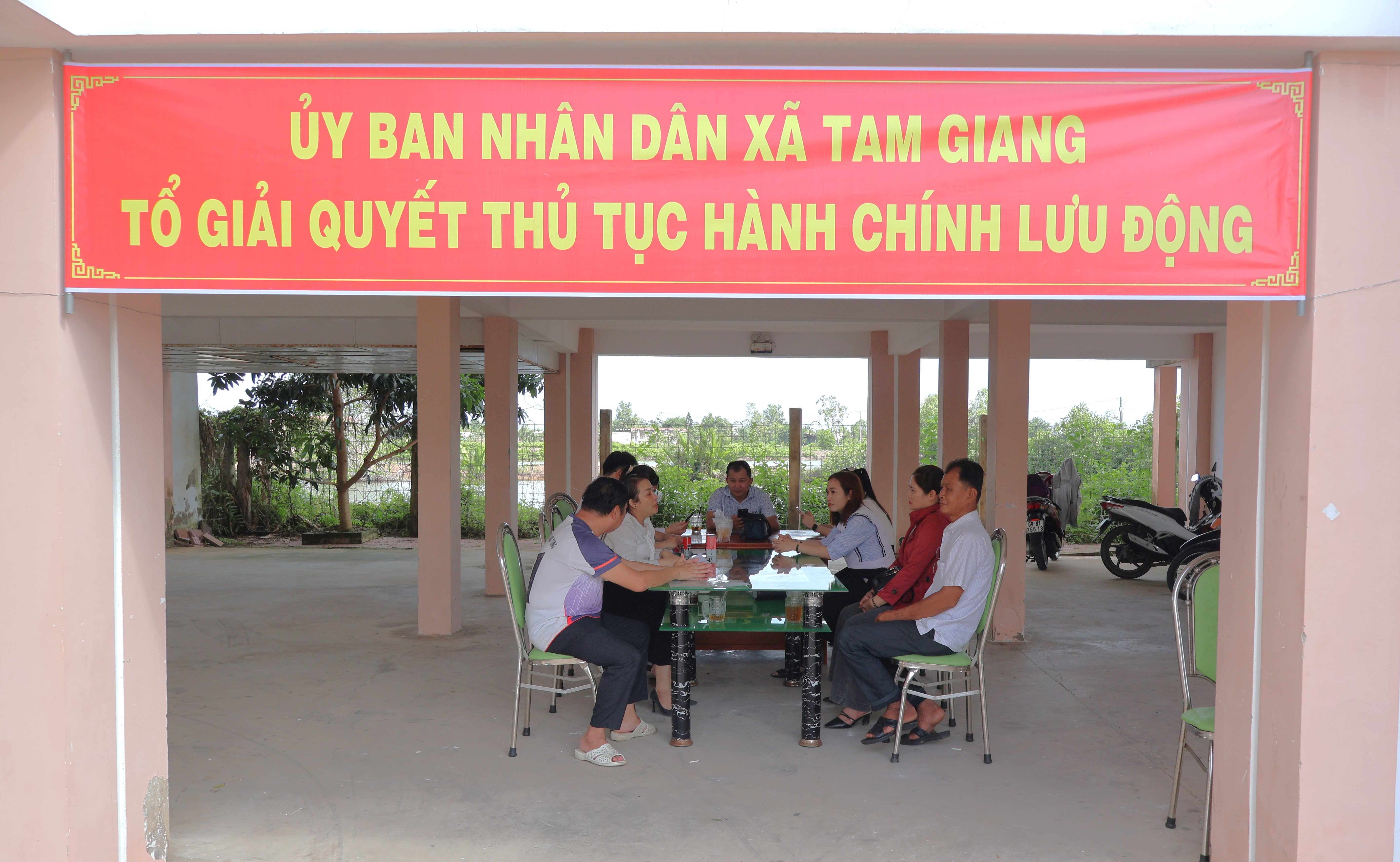 Ra quân giải quyết thủ tục hành chính lưu động