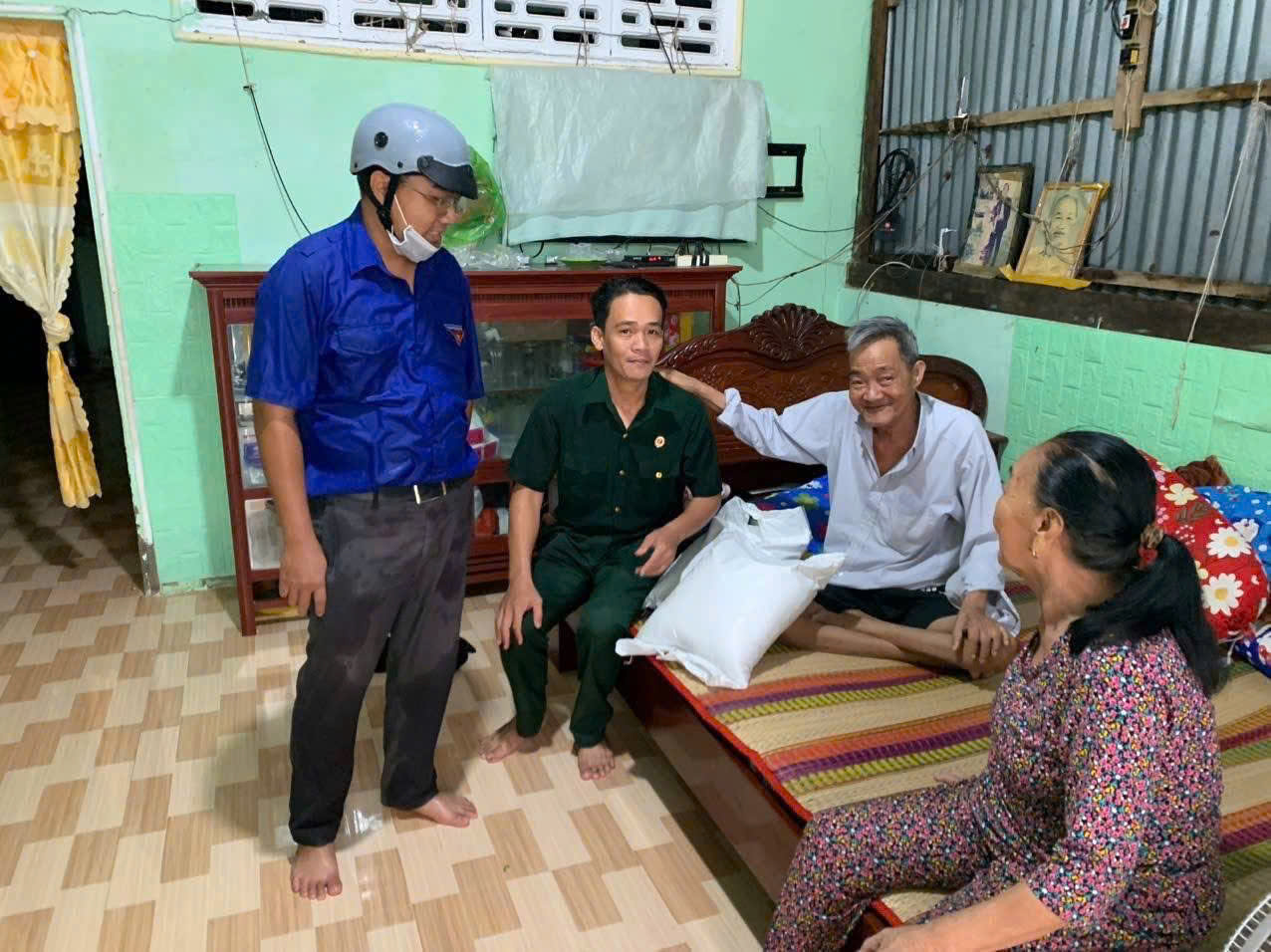 TUỔI TRẺ XÃ PHÚ TÂN TRI ÂN NGƯỜI CÓ CÔNG  NHÂN KỶ NIỆM 79 NĂM NGÀY THƯƠNG BINH - LIỆT SĨ  (27/7/1947 - 27/7/2026)
