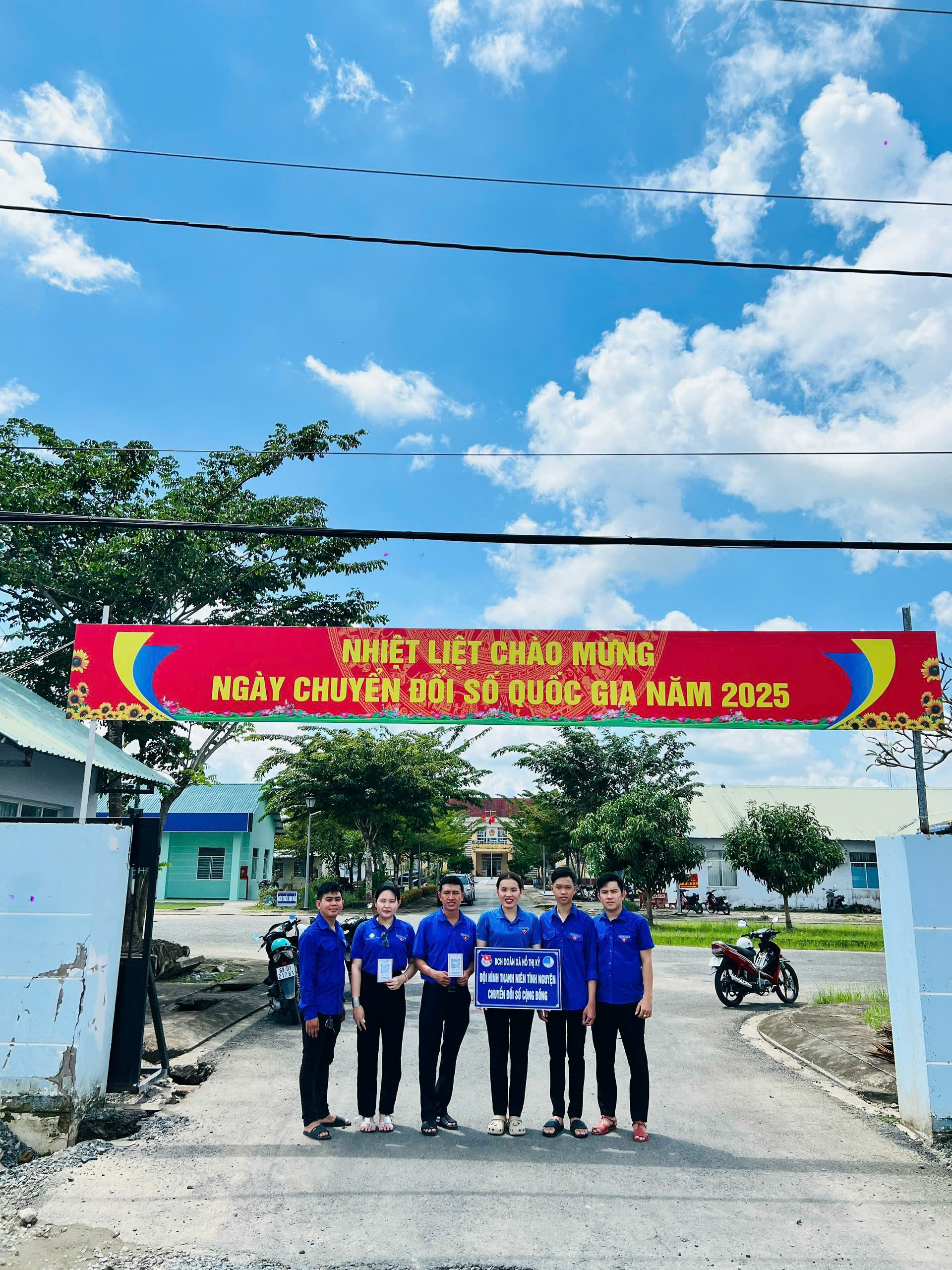ĐOÀN XÃ HỒ THỊ KỶ HƯỞNG ỨNG NGÀY HỘI ĐỔI MỚI SÁNG TẠO QUỐC GIA 01-10