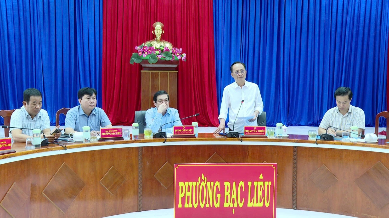 Anh-tin-bai