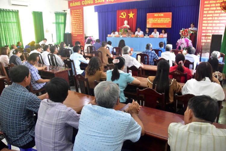 Ứng cử viên Đại biểu HĐND tỉnh tiếp xúc cử tri phường Hiệp Thành