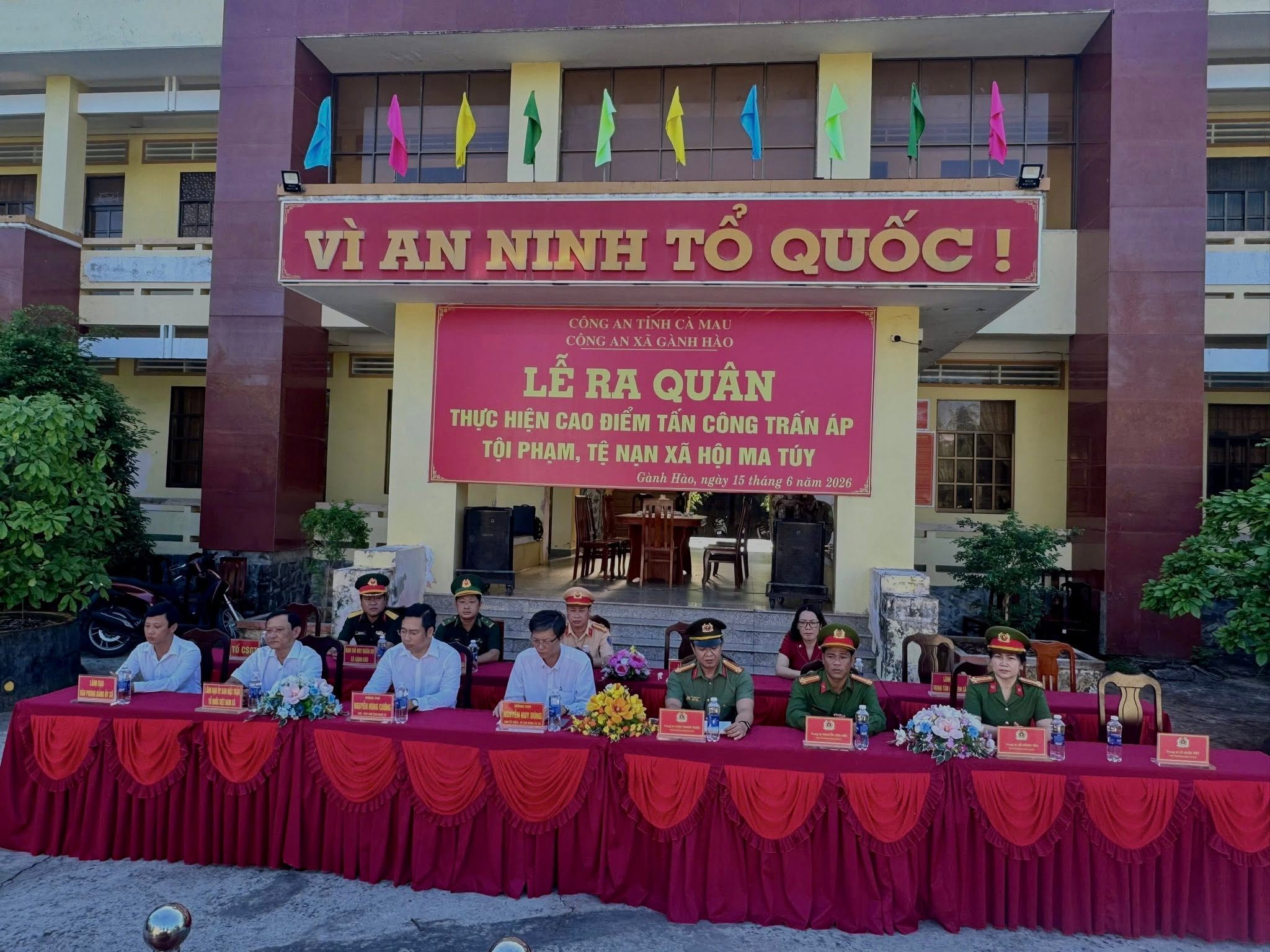 GÀNH HÀO RA QUÂN THỰC HIỆN CAO ĐIỂM TẤN CÔNG, TRẤN ÁP TỘI PHẠM, TỆ NẠN XÃ HỘI VÀ MA TÚY