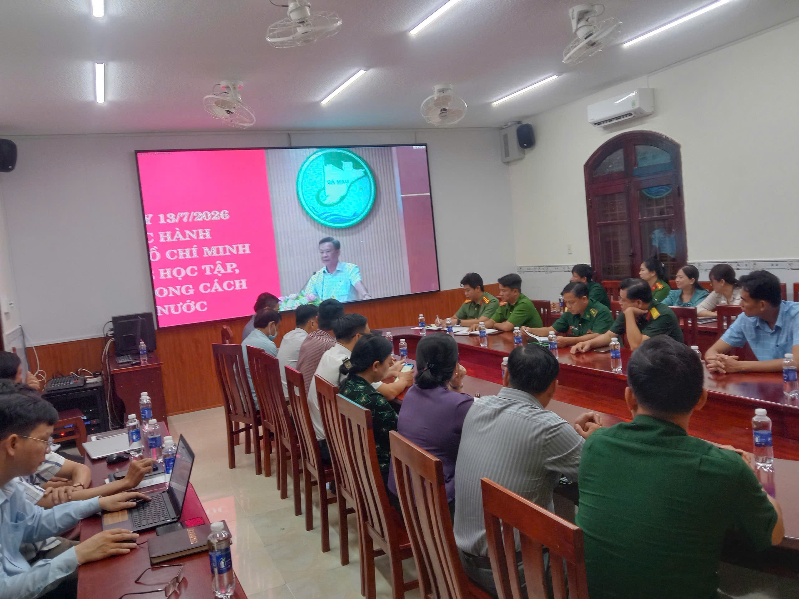 Xã Gành Hào tổ chức 2 điểm cầu trực tuyền học tập, thực hành tư tưởng, đạo đức, phương pháp, phong cách Hồ Chí Minh