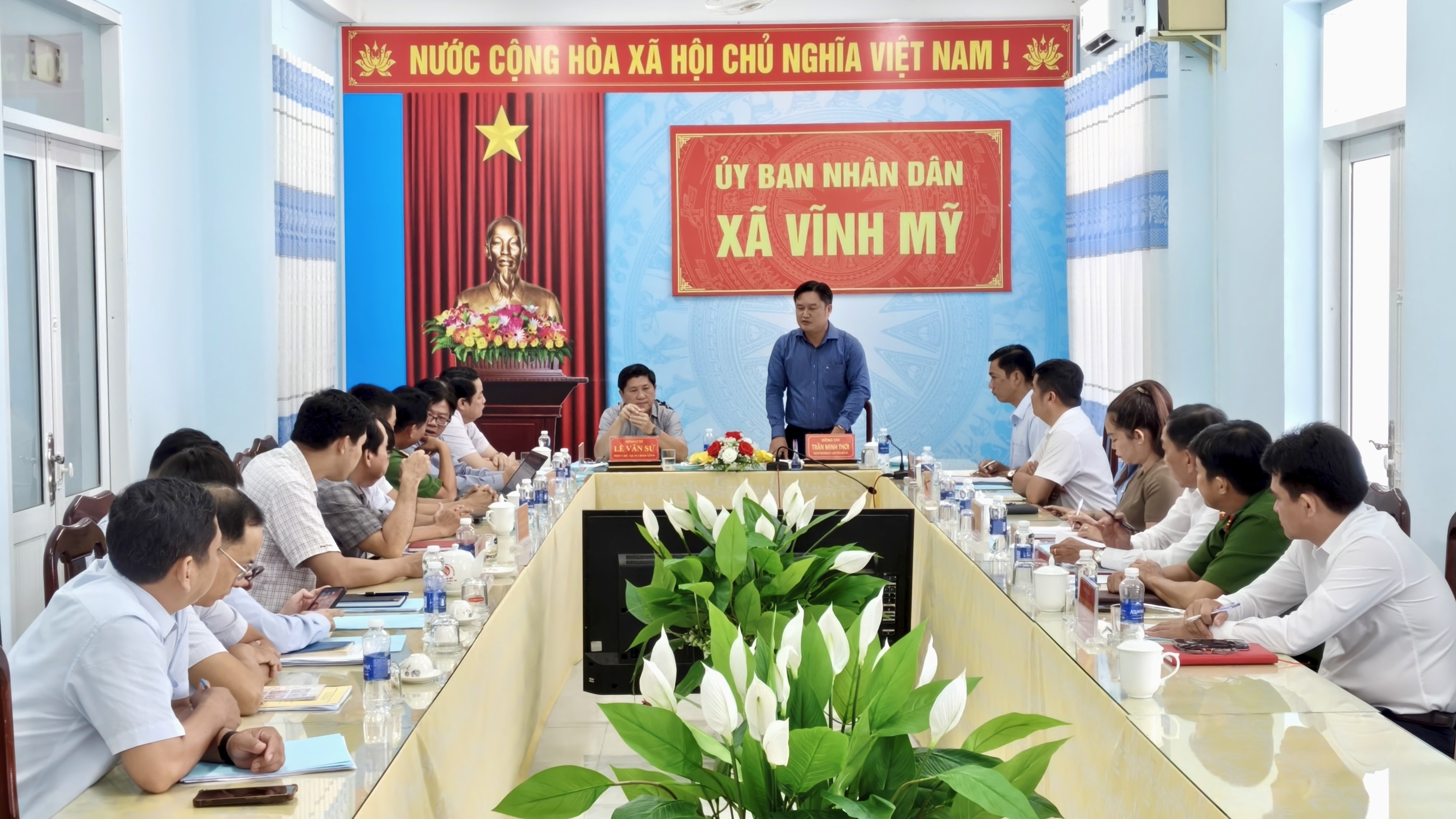 Anh-tin-bai