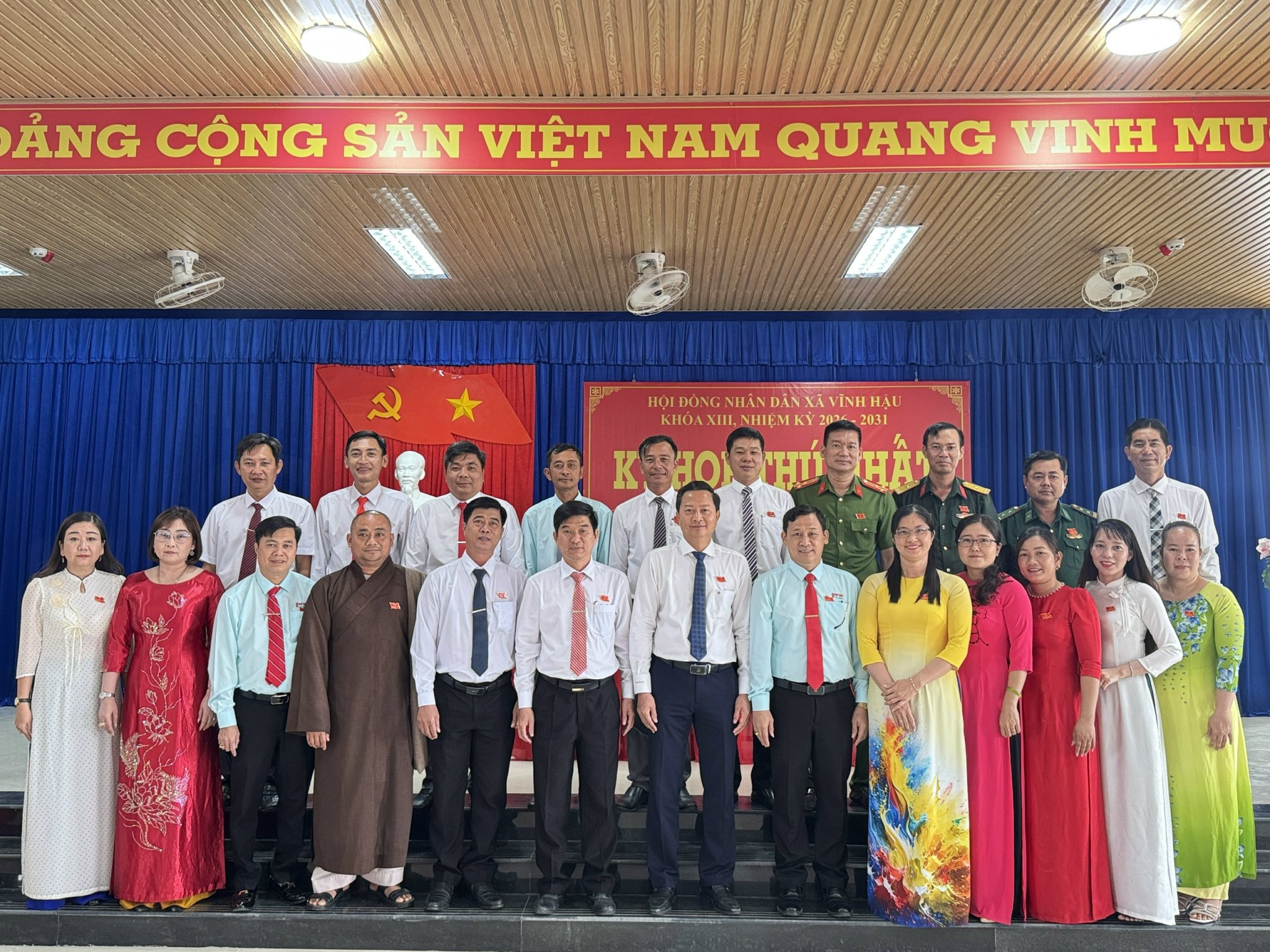 Vĩnh Hậu tổ chức kỳ họp thứ nhất HĐND xã khóa XIII, kiện toàn bộ máy lãnh đạo và thông qua các văn bản quan trọng