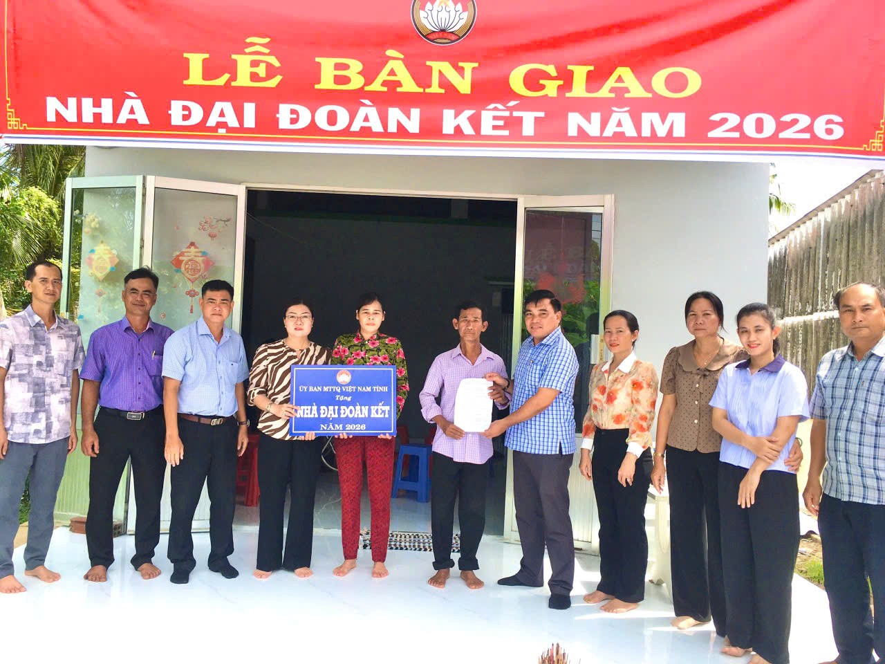 Xã Hưng Hội tổ chức bàn giao nhà “Đại đoàn kết”
