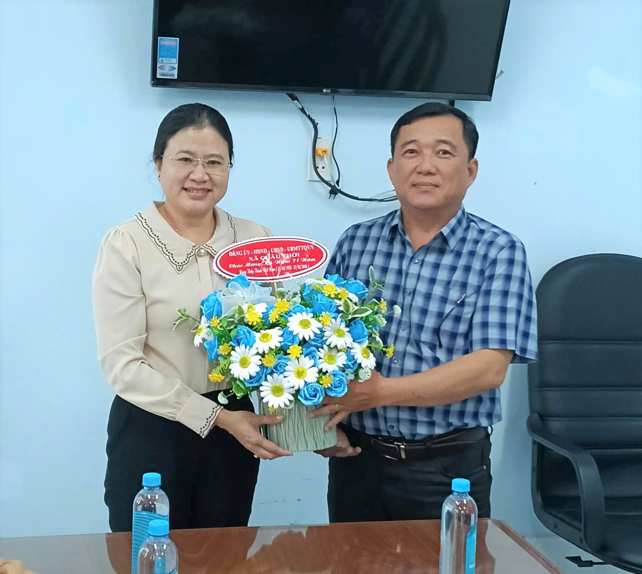Anh-tin-bai