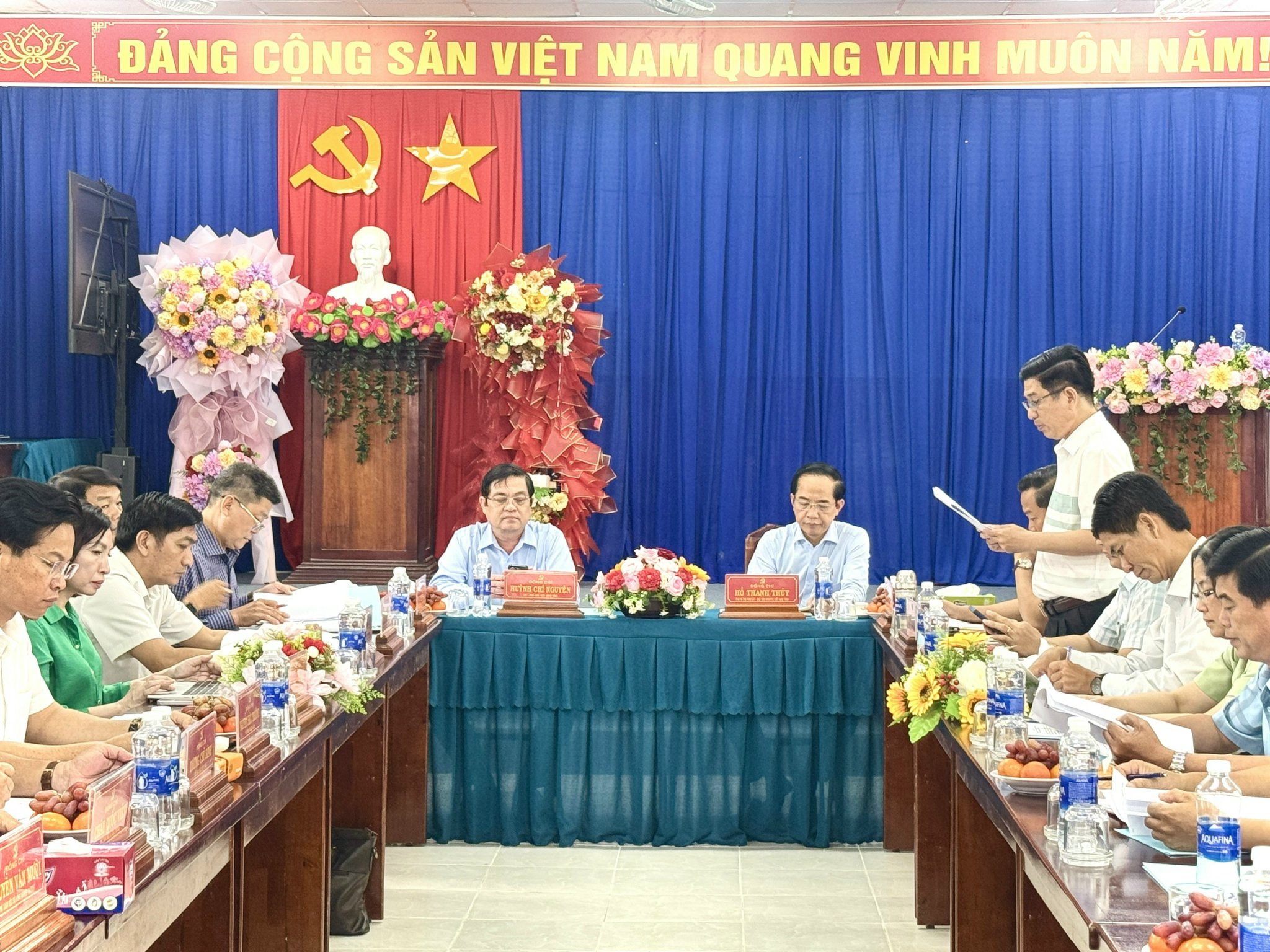 PHÓ BÍ THƯ TỈNH ỦY KHẢO SÁT, LÀM VIỆC VỚI XÃ VĨNH HẬU